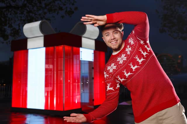 Radio host and TV presenter Roman Kemp launches Vodafone’s Reboxing Day campaign by unveiling a giant interactive Christmas present on London's Southbank. The campaign is to encourage the nation to donate their old mobiles tablets and laptops to its Great British Tech Appeal to help tackle digital poverty. Installation is open from Friday 3rd – Sunday 5th December.