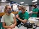 People who have been fully vaccinated can still transmit the Delta variant (Photo: Getty Images)