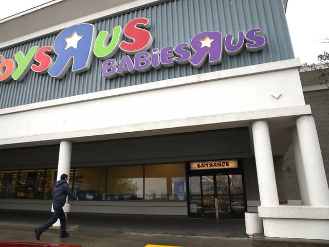 Toys R Us has announced it is returning to the UK highstreet with one store opening in just a couple of weeks time 