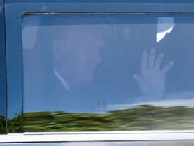 Donald Trump offers cafe ‘food for all’ - but reportedly left early and skipped the bill 