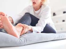 Study reveals the top 10 everyday stressors - including stubbing your toe