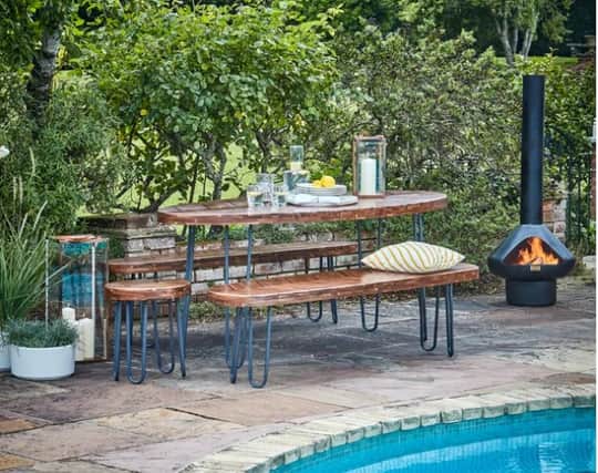 Al fresco dining can be a delight during the summer