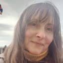 Mum Lisa Brown who earns £800-a-month from Vinted.