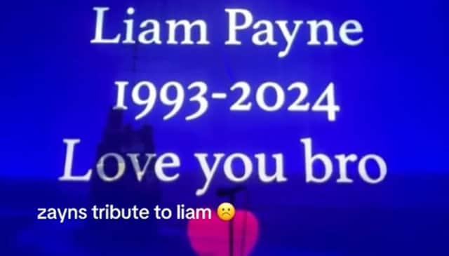 Zayn Malik pays tribute to former One Direction bandmate Liam Payne at Leeds show.