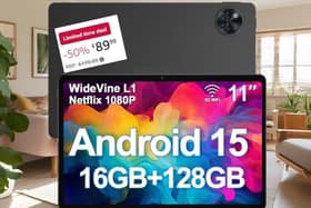The Doogee U11 normally costs £179.99