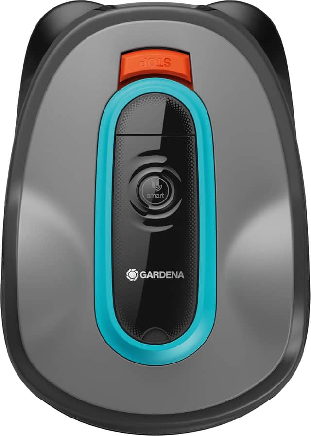 An intelligent robotic mower that maps, manages zones and avoids obstacles