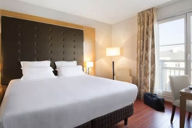 Wowcher Disneyland Paris with flights, hotel & park entry included 