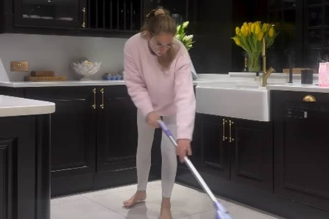 Stacey Solomon says this handy cleaning gadget helps reduce how often she needs to reach for the hoover. Photo by Instagram/Stacey Solomon.