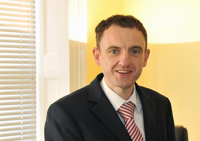 Spark is Irelands quality dating site. Get in touch with 1000s of Irish singles, browse through the personal profiles and message the single people you like. Single men seeking single women in Derry - Spark! - Irelands