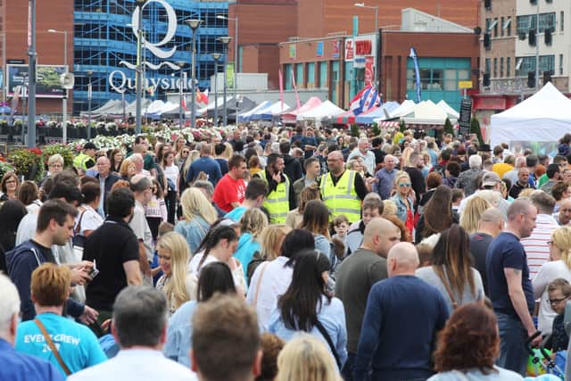 Foyle Maritime Festival 2018
Crowds on Derry Quay.
