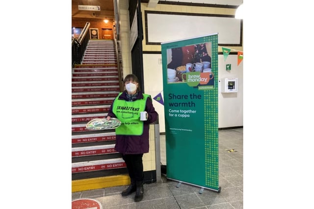 Samaritans volunteers were handing out tea bags to passengers at Leamington Station as part of its Brew Monday campaign. Photo supplied