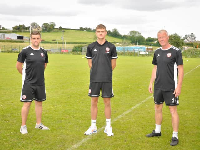 Bobby Deane with Derry City academy coaches, Mo Mahon and Donal O'Brien.