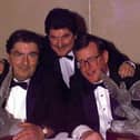 John Hume and David Trimble at a banquet in Oslo in December 1998 with John Foley, Waterford Crystal, who presented the newly awarded laureates with two hand sculpted Doves of Peace.