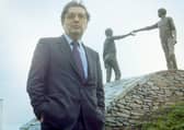 PACEMAKER PRESS 18/2/1994
116/94
John Hume photographed in Derry for his 25th year in politics celebration.