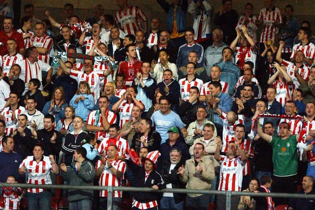 A large Brandywell attendance get behind the Derry side for the return leg.