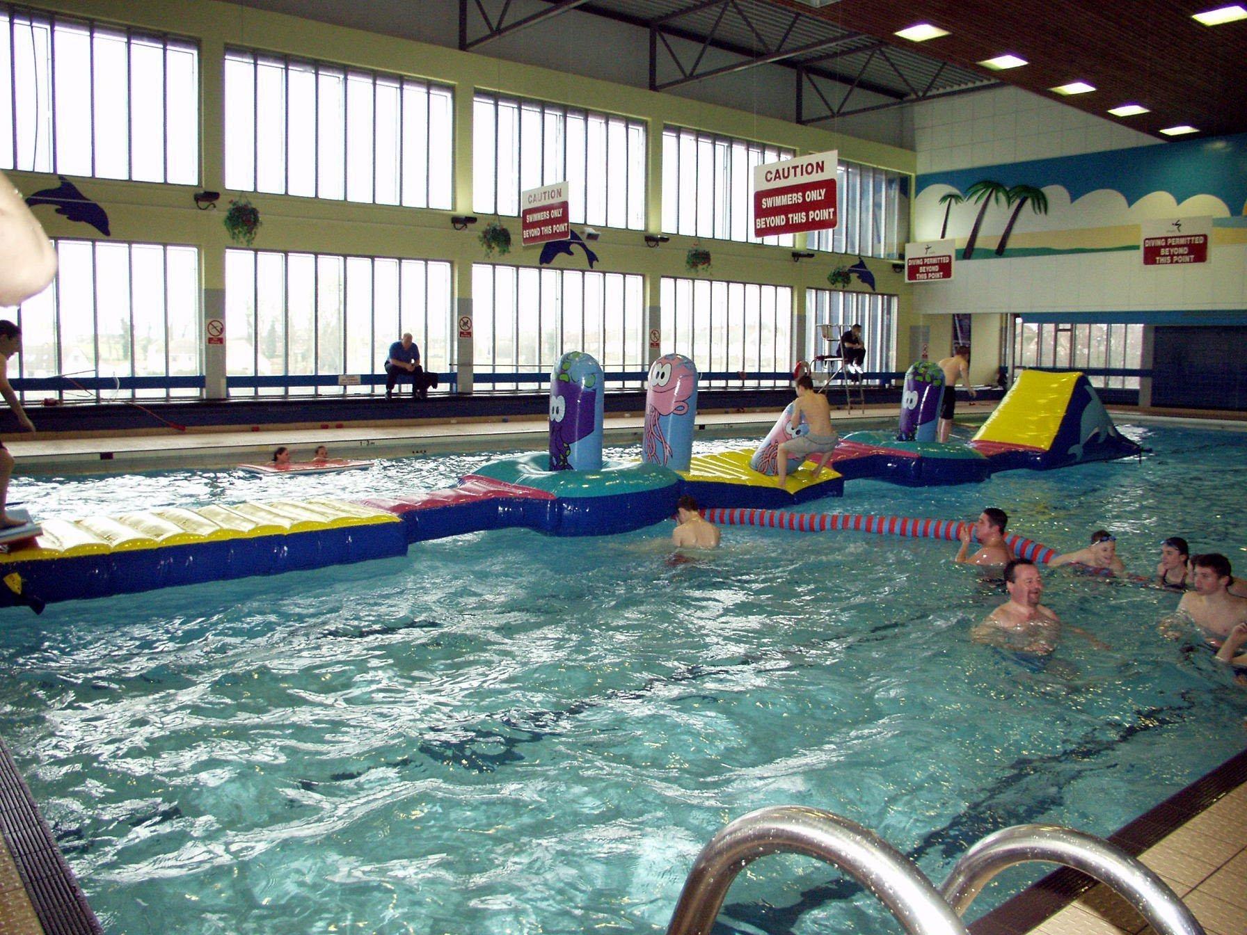 Pool sweep ladermob