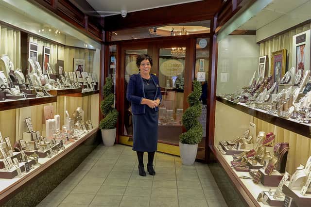 Brenda Kearney, proprietor, D. Cooley Jewelers Shipquay Street.  DER2046GS - 014