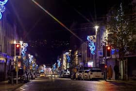 Carlisle Road Christmas lights on Sunday evening last.  DER2048GS - 005