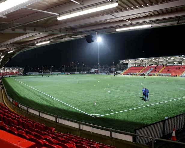 Representatives of Derry City FC will attend a meeting with Sports Minister, Deirdre Hargey today to discuss the All Island League proposals.