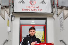 Will Patching shows off his No.10 shirt after sealing his loan move to Derry City from Dundalk on Monday. Picture by Event Images