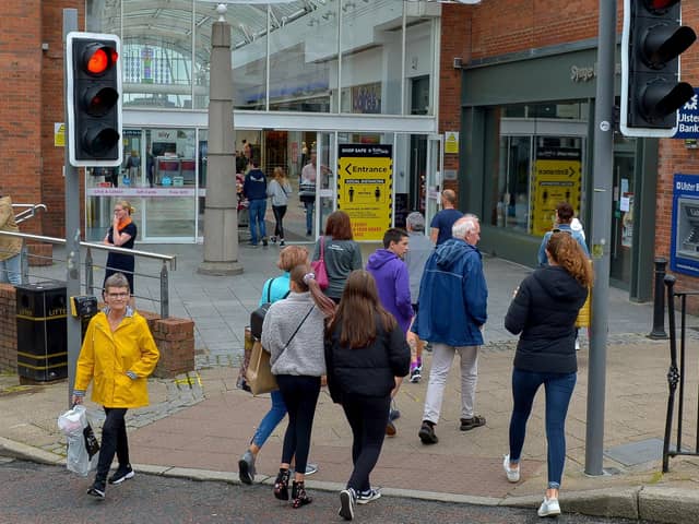 Shoppers in Derry’s city centre (file picture). DER2027GS - 017