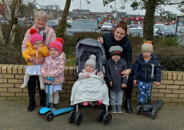 Members of the Thompson and Quigley family pictured during a walk along Queen’s Quay recently. DER2109GS – 002