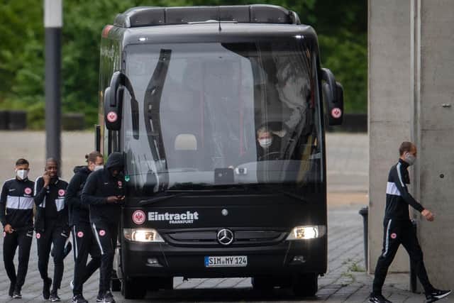 Players of Eintracht Frankfurt come to a raining session in Frankfurt yesterday. The next Bundesliga soccer match after the break due to the coronavirus between Eintracht Frankfurt and Borussia Moenchengladbach is supposed to take place on the Commerzbank Arena on Saturday.