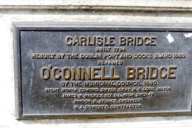 A plaque commemorating William Doherty's role in the building of O'Connell Bridge.