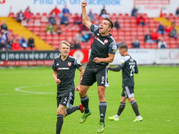 Derry City midfielder Joe Thomson has held talks with manager Ruaidhri Higgins about extending his stay with the Brandywell club. Picture by Kevin Moore/MCI