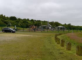 Ballyarnett Road. DER2126GS - 084
