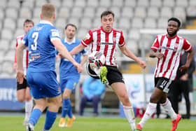 Derry City's Joe Thomson has signed a new deal.