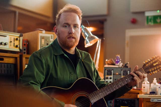 Gavin James.
