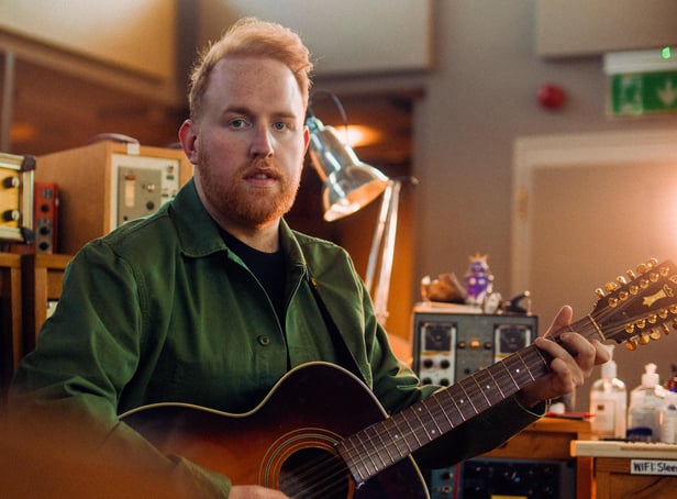 Gavin James.