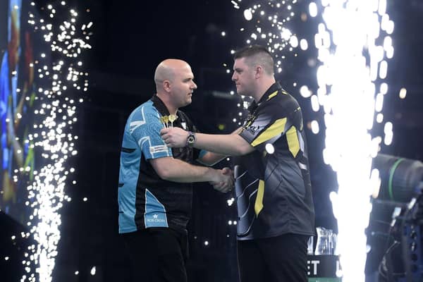 Rob Cross and Daryl Gurney produced a classic in the third round of the PDC World Darts Championships at the Alexander Palace.
