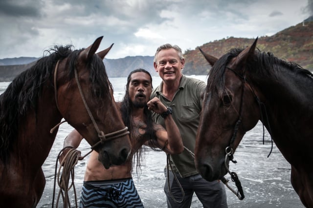 Martin Clunes with marquesan horseman Jeremy on the remote Marquesas Islands in the Pacific