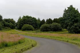 Ballyarnett Road. DER2126GS - 085