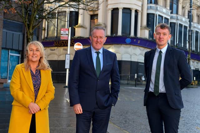 Finance Minister Conor Murphy MLA pictured with Foyle MLAs Ciara Ferguson and Pádraig Delargy during a visit to Derry on Wednesday last. Photo: George Sweeney.  DER2206GS – 098