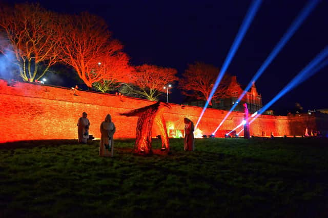 Derry’s Illuminate Festival Island of Derry on the city walls overlooking the Bogside.  DER2207GS – 011