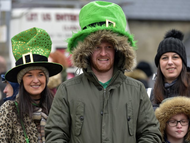 Happy spectators at the St. Patrick’s Day parade in Buncrana on Saturday afternoon last. DER1118GS019