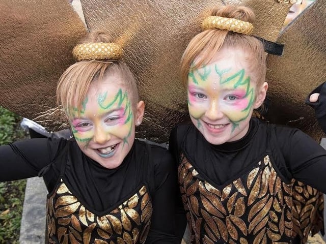 Lucie Birney and Holy Porter pictured during Derry City and Strabane District Council’s the annual Spring Carnival on St. Patrick’s Day in Derry-Londonderry. Picture Martin McKeown. Inpresspics.com. 17.03.17