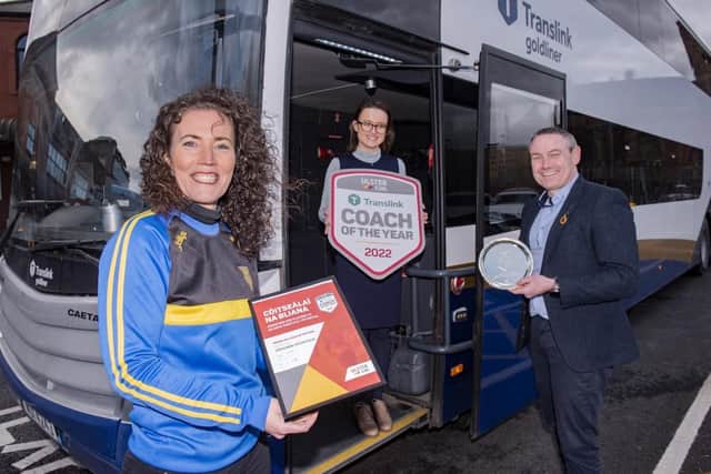 Johanne McColgan, a coach from Inishowen-based club Naomh Padraig Muff, has been named the Translink Ulster GAA Coach of the Year for 2022. Johanne McColgan is pictured receiving her Coach of the Year award with Rosanna Jack, Translink Assistant Service Delivery Manager and Ciaran McLaughin, Ulster GAA President.