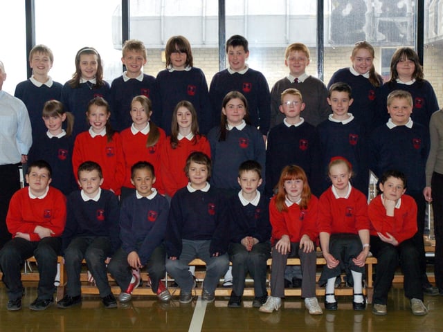 P7 pupils from Lisnagelvin Primary School with class teacher Mr Hughes and classroom assistant Mrs McGowan.