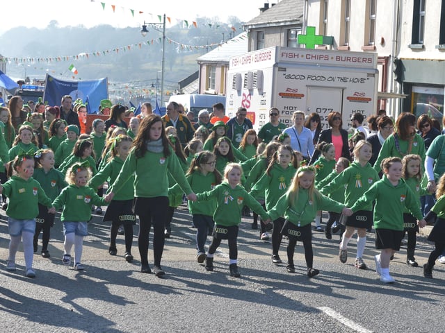 Children who took part in St Patrick’s Day carnival parade in Moville. DER1116GS051
