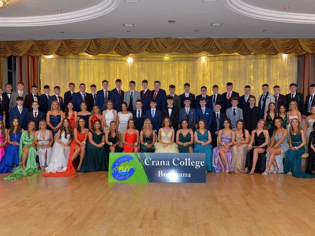 Sixth form students pictured at the Crana College Formal held in the Inishowen Gateway Hotel on Wednesday evening last. Photo: George Sweeney. DER2211GS – 041