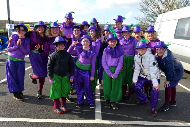 An Grainan Youth Theatre Group from Letterkenny took part in the St Patrick’s Day parade. Photo: George Sweeney / Derry Journal. DER2211GS – 095