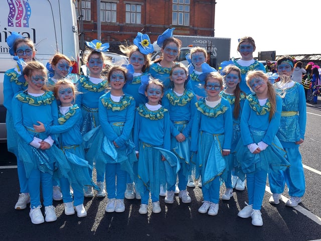 Dance Fusion took part in the St Patrick’s Day parade. Photo: George Sweeney / Derry Journal. DER2211GS – 097