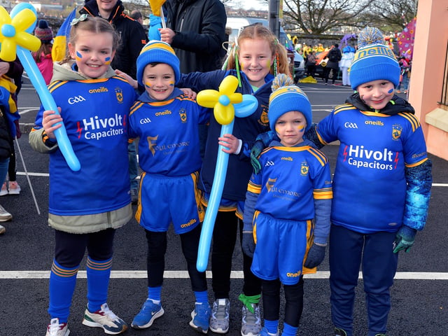 Steelstown Brian Og’s took part in the St Patrick’s Day parade. Photo: George Sweeney / Derry Journal. DER2211GS – 101