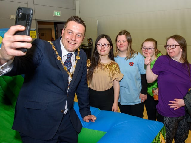 Selfie time with Mayor Graham Warke for Grace Cook, Eve McIvor, Lauren Corbett and Kathleen Coyle.