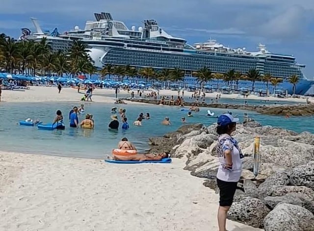 Wonder of the Seas alongside at Coco Cay.