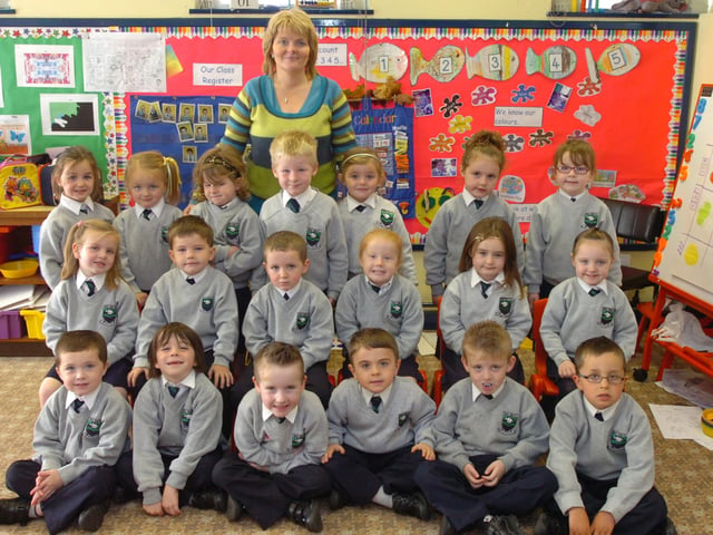 P1 pupils from Trench Road Primary School with class teacher Sarah Cairns. (2410PG04)